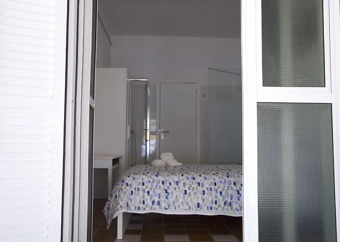 Eras Nest Albergue *