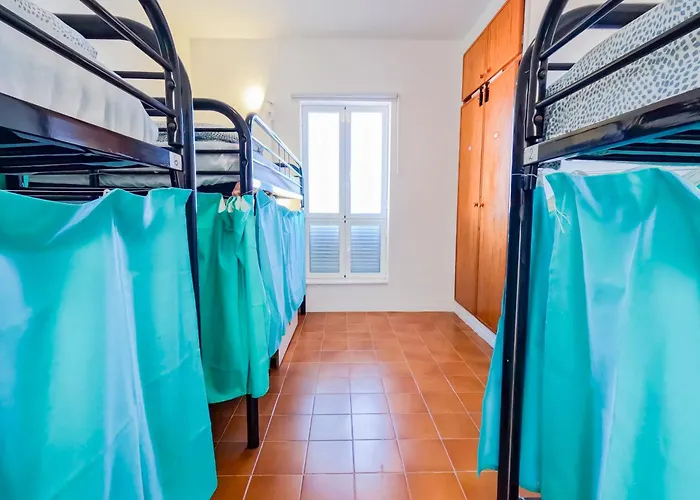 Auberge de jeunesse Eras Nest *