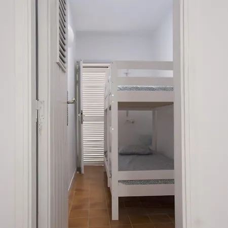 Eras Nest